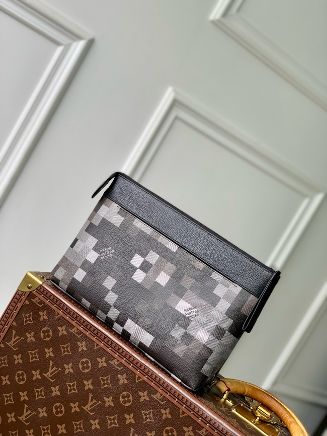 Louis Vuitton Pochette Voyage Souple M14926 black