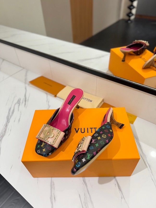 Louis Vuitton Slippers 45001-6