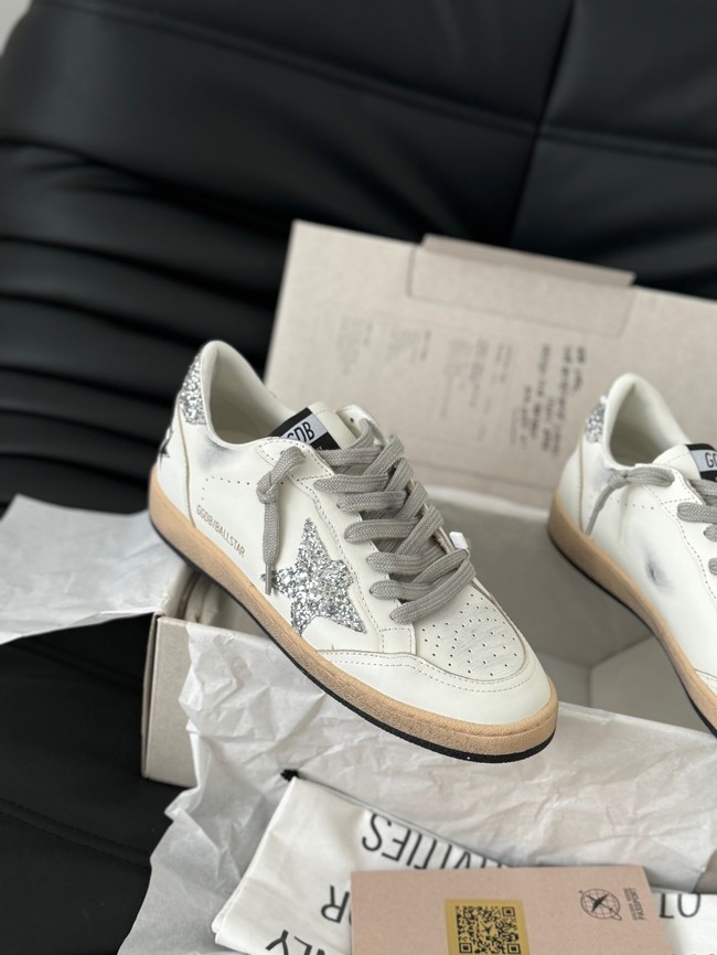 GOLDEN GOOSE DELUXE BRAND Flat shoes 45016-13