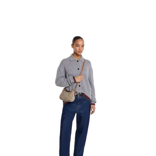 Gucci GG Emblem small shoulder bag 847447 brown