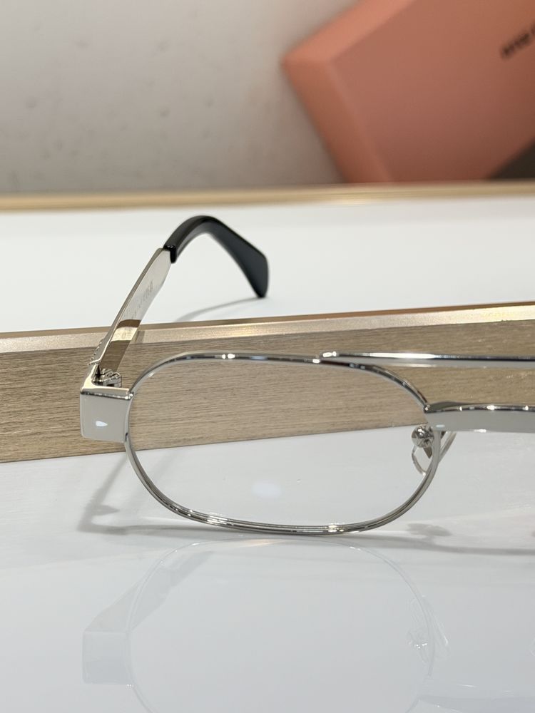 miumiu Sunglasses MMS00016-2