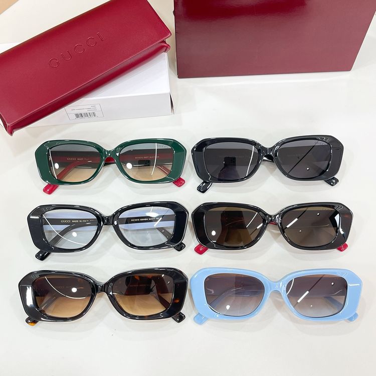 Gucci Sunglasses GUS00008-1