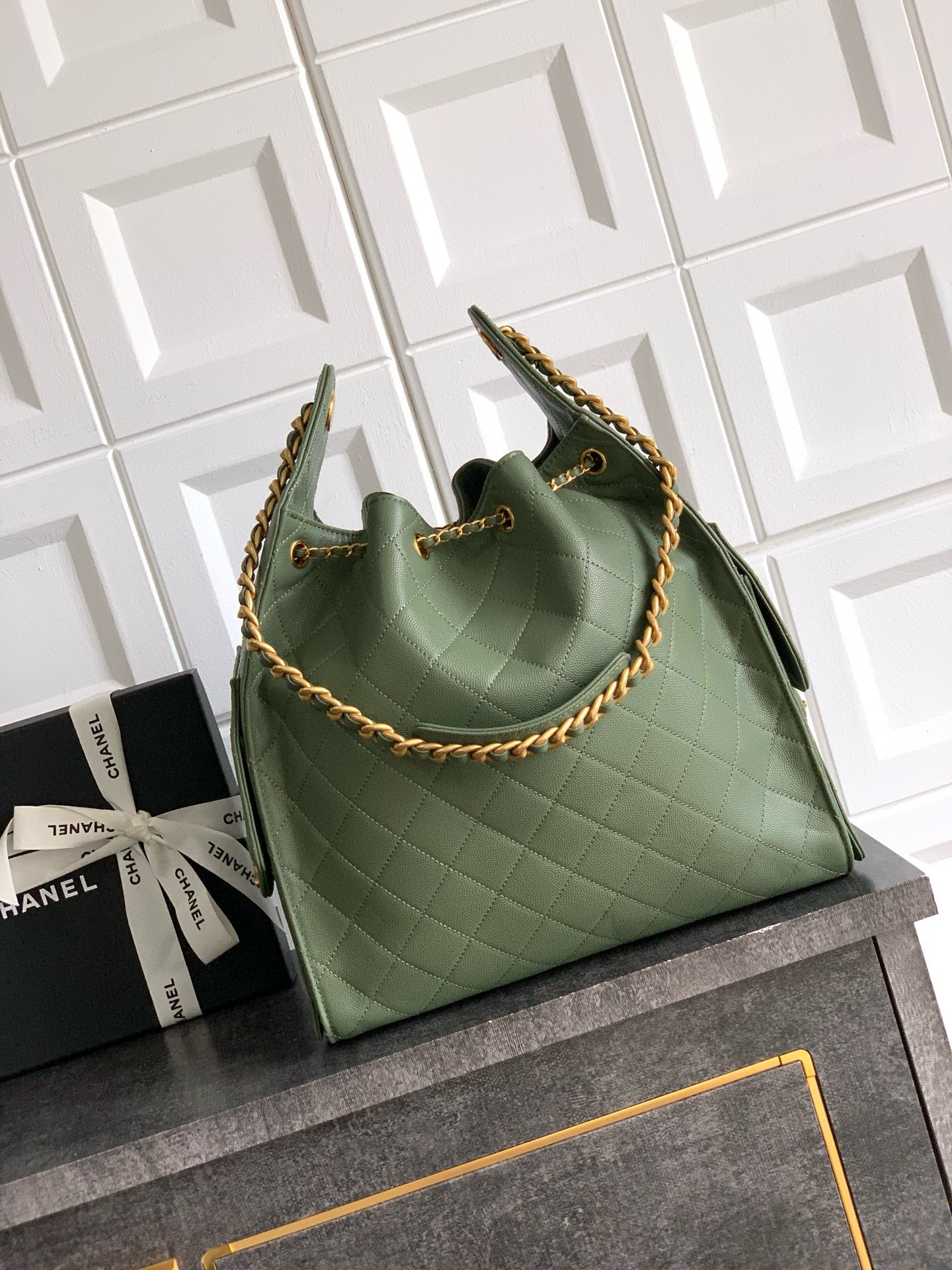 CHANEL 25S Hobo HANDBAG AS5293 red